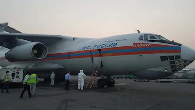 ଋଷ ବଢାଇଲା ସହାୟତାର ହାତ । ଦୁଇଟି ବିମାନରେ ଆସିଲା ଅକ୍ସିଜେନ ଓ ଔଷଧ