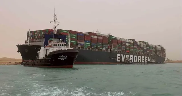 ଦୁଇ ସପ୍ତାହ ପରେ ସ୍ୱାଭାବିକ ବିଶ୍ୱର ସବୁଠୁ ବ୍ୟସ୍ତ ଜଳପଥ । ସୁଏଜ କେନାଲରେ ଶନିବାର ଅତିକ୍ରମ କଲା ଜାମରେ ଫସିଥିବା ଶେଷ ୬୧ଟି ଜାହାଜ ।