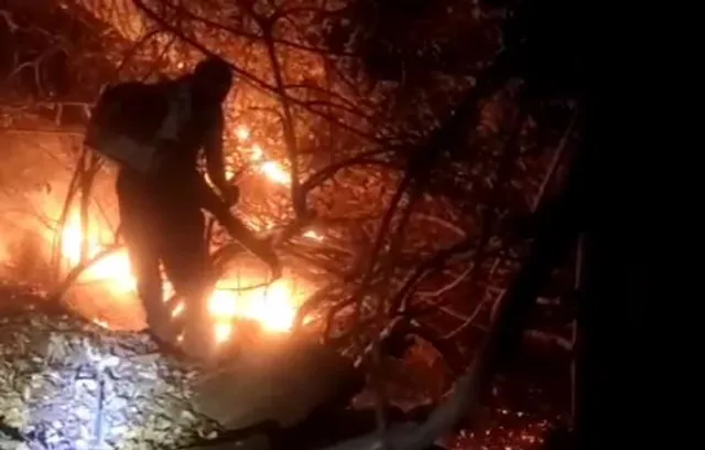 ଖବର ବାଜିଲା ପରେ ବନ ବିଭାଗର ନିଦ ଭାଙ୍ଗିଲା । ମାଲକାନଗିରି ବଣ୍ଡା ଘାଟିରୁ ନିଆଁ ଲିଭାଇବାକୁ ତତ୍ପର ବନ ବିଭାଗ ।