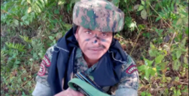 ବାପ ଛେଉଁଣ୍ଡ ହୋଇଗଲେ ସହିଦ୍ ଯବାନଙ୍କ କୁନି କୁନି ପିଲା । ଚୁରମାର ହୋଇଗଲା ସୁନାର ସଂସାର