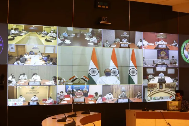 ମହାମାରୀ ମୁକାବିଲାର ସମୀକ୍ଷା କଲେ ମୁଖ୍ୟମନ୍ତ୍ରୀ । ଔଷଧ ଓ ଅକ୍ସିଜେନ ଠିକ୍ ସମୟରେ ଯୋଗାଇବା ସହ ଯୋଜନାବଦ୍ଧ ଭାବେ କାମ କରିବାକୁ ନିର୍ଦ୍ଦେଶ ।