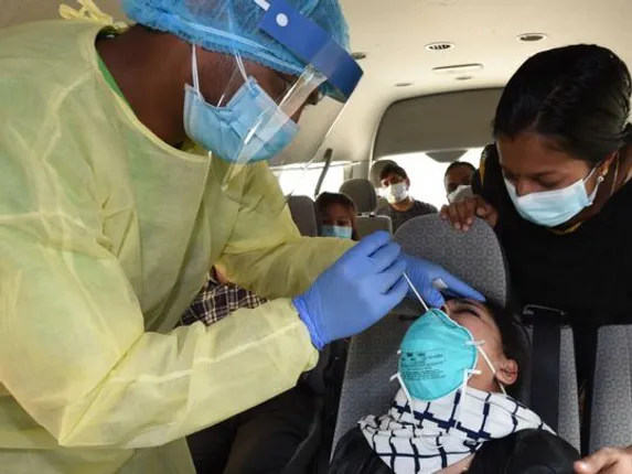 କରୋନା : ମହାରାଷ୍ଟ୍ରରେ ଅଧିକ ସଂକ୍ରମିତ ହେଉଛନ୍ତି ଛୋଟ ଶିଶୁ ଏବଂ କିଶୋର । ଏକ ରିପୋର୍ଟରୁ ପ୍ରକାଶ