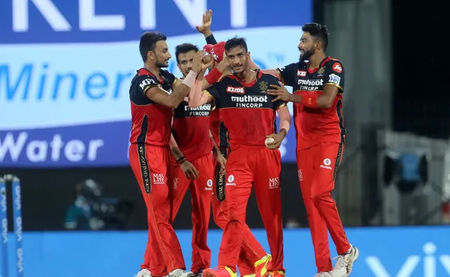 ବାଙ୍ଗାଲୋର ବୋଲରଙ୍କ ଚମତ୍କାର ବୋଲିଂ । ହାଇଦ୍ରାବାଦ ହାତରୁ ଛଡାଇ ଆଣିଲେ ମ୍ୟାଚ । ୬ ରନରେ ବିଜୟୀ ହେଲା ଆରସିବି ।