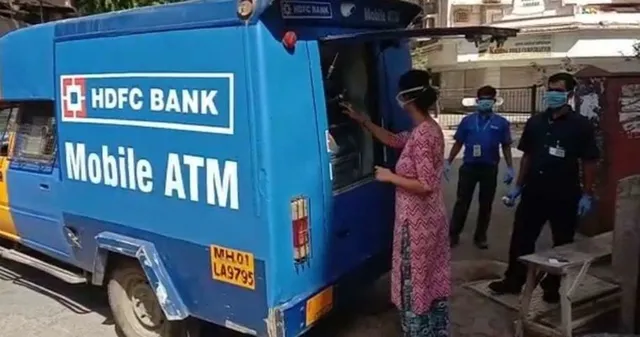 ଘର ପାଖକୁ ଆସିବ ଏଟିଏମ୍... ଲକଡାଉନ୍ ସମୟରେ ଟଙ୍କା ଉଠାଣ ପାଇଁ ଯିବାକୁ ପଡିବନି ବାହାରକୁ, ଗ୍ରାହକଙ୍କୁ ଏହି ବ୍ୟାଙ୍କ ଦେଉଛି ସୁବିଧା