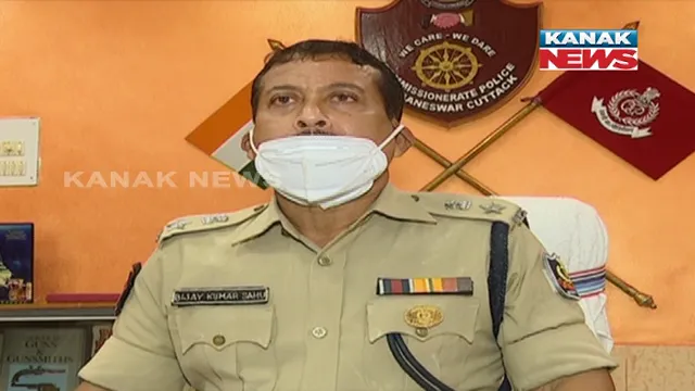 ଆର୍ମଡ ଡିସିପିଙ୍କ ବିରୋଧରେ ସାଂଘାତିକ ଅଭିଯୋଗ ଆଣିଲେ ସିପାହୀଙ୍କ ପତ୍ନୀ । କହିଲେ, ଯୁବତୀ ଯୋଗାଇବା ପାଇଁ ତାଙ୍କ ସ୍ୱାମୀଙ୍କୁ କରୁଥିଲେ ବାଧ୍ୟ ।