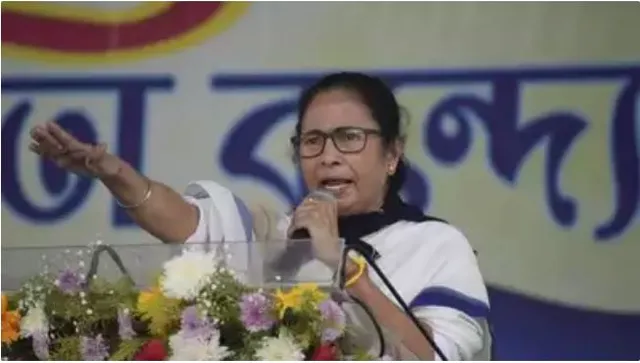 ପଶ୍ଚିମବଙ୍ଗର ମୁଖ୍ୟମନ୍ତ୍ରୀ ଭାବେ ତୃତୀୟ ଥର ପାଇଁ ଶପଥ ନେବେ ମମତା ବାନାର୍ଜୀ । ସକାଳ ୧୦ଟା ୪୫ରେ ରାଜଭବନ ଟାଉନ ହଲରେ ଶପଥ ଗ୍ରହଣ ସମାରୋହ