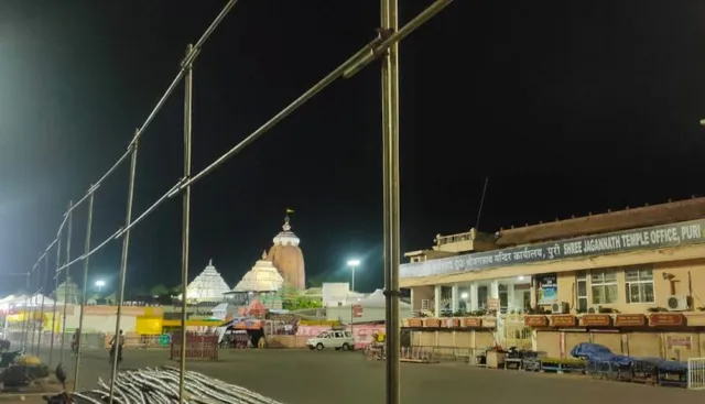 ଆସୁଛି ରଥଯାତ୍ରା...ରଥଖଳାରେ ଆଜି ସନ୍ଧ୍ୟାରେ ଆରମ୍ଭ ହେଲା ଚାଳି ନିର୍ମାଣ କାର୍ଯ୍ୟ ।