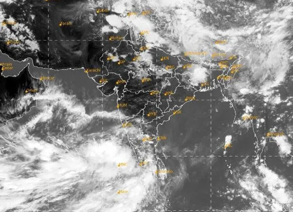 ଆରବ ସାଗରରେ ବାତ୍ୟା । ପାଣିପାଗ ବିଭାଗର ସୂଚନା, ଓଡ଼ିଶା ଉପରେ ପଡ଼ିବନି ପ୍ରଭାବ ।