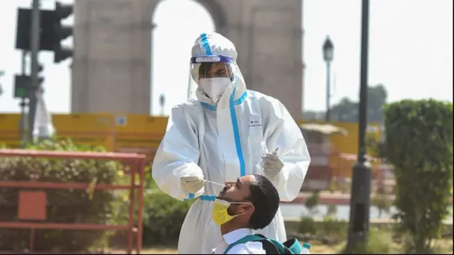 କରୋନା ମୁକାବିଲା ପାଇଁ ସେନାର ସହାୟତା ଲୋଡିଲା ଦିଲ୍ଲୀ । ପ୍ରତିରକ୍ଷା ମନ୍ତ୍ରାଳୟକୁ ଚିଠି ଲେଖିଲେ ଉପମୁଖ୍ୟମନ୍ତ୍ରୀ ମନୀଷ ଶିଶୋଦିଆ ।