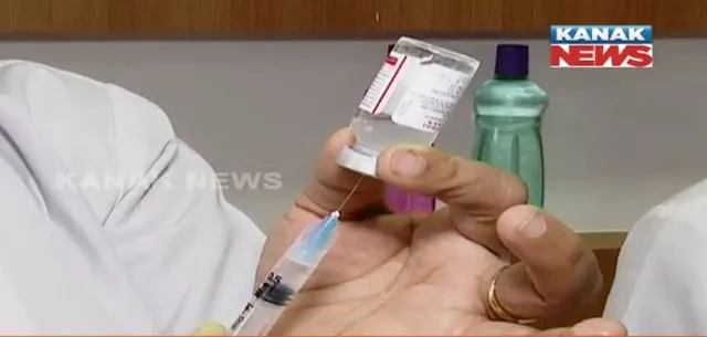 ସାରା ଦେଶରେ ଟିକା କରଣକୁ ପୁରିଲା ୧୨୦ ଦିନ : ଟିକା ନେଲେଣି ପ୍ରାୟ ୧୮ କୋଟି,  ଦିନକୁ ଦିଆଯାଉଛି ୧୫ ଲକ୍ଷ ଡୋଜ