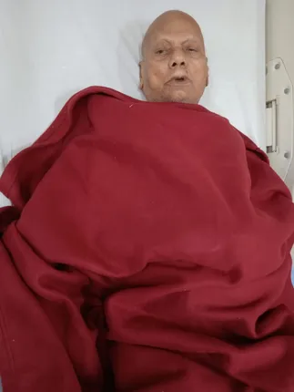 କରୋନା ହାରିଲା, ବୁଢା ମଉସା ଜିତିଲେ । ସମ କୋଭିଡ ହସ୍ପିଟାଲରେ କରୋନାକୁ ପରାସ୍ତ କଲେ ୯୯ ବର୍ଷୀୟ ବୃଦ୍ଧ ।