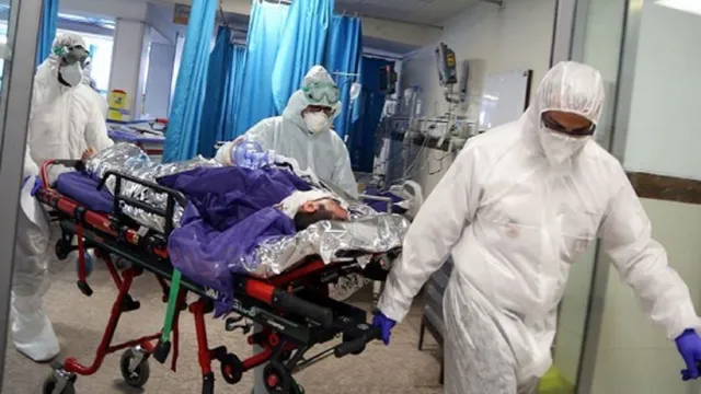 ଦିଲ୍ଲୀରେ କମୁଛି ସଂକ୍ରମଣ, ହେଲେ ମୃତ୍ୟୁରେ ଲାଗୁନି ବ୍ରେକ । ୨୪ ଘଣ୍ଟାରେ ୬,୪୩୦ ପଜିଟିଭ ଚିହ୍ନଟ, ୩୩୭ ଜଣଙ୍କ ମୃତ୍ୟୁ