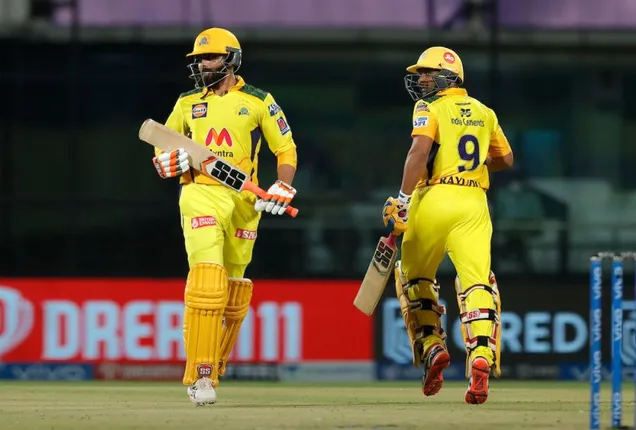 ମୁମ୍ବାଇ ବିପକ୍ଷରେ ଚେନ୍ନାଇର ବିଶାଳ ସ୍କୋର । ପ୍ରଥମ ଇଂନିସରେ ସିଏସକେର ସ୍କୋର ୨୧୮ । ମୁମ୍ବାଇକୁ ବିଜୟ ଲକ୍ଷ୍ୟ ୨୧୯ ।