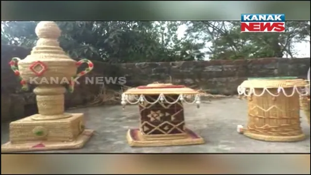 କାଇଁଚ କାରିଗରୀ ଦେଇଛି ରୋଜଗାର । ୩୦ବର୍ଷରୁ ଅଧିକ ସମୟ ଧରି ୨ଶହ ପରିବାରଙ୍କ ପାଇଁ ସାଜିଛି ସ୍ୱାବଲମ୍ବୀ ହେବାର ମାଧ୍ୟମ ।