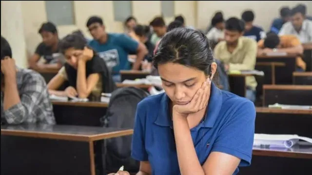 ସ୍ଥଗିତ ରହିଲା ଜେଇଇ-ମେନ ପରୀକ୍ଷା । ଟୁଇଟ୍ କରି ସୂଚନା ଦେଲେ କେନ୍ଦ୍ର ଶିକ୍ଷାମନ୍ତ୍ରୀ ରମେଶ ପୋଖରିଆଲ୍ ।