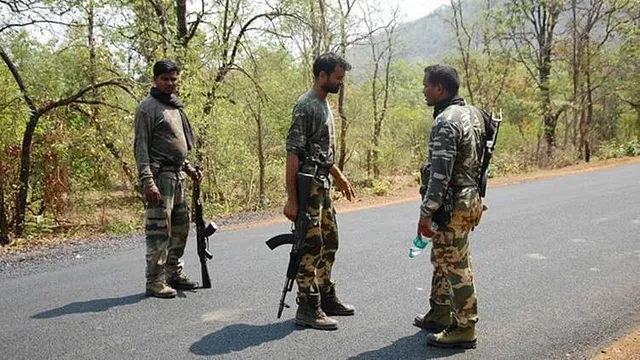 ମହାରାଷ୍ଟ୍ରର ଗଡଚିରୋଲିରେ ଏନକାଉଂଟର । ସୁରକ୍ଷାକର୍ମୀଙ୍କ ଗୁଳିରେ ୧୩ ମାଓବାଦୀଙ୍କ  ମୃତ୍ୟୁ । ସକାଳ ସାଢେ ୫ଟାରେ ଆରମ୍ଭ ହୋଇଥିଲା ଗୁଳି ବିନିମୟ 