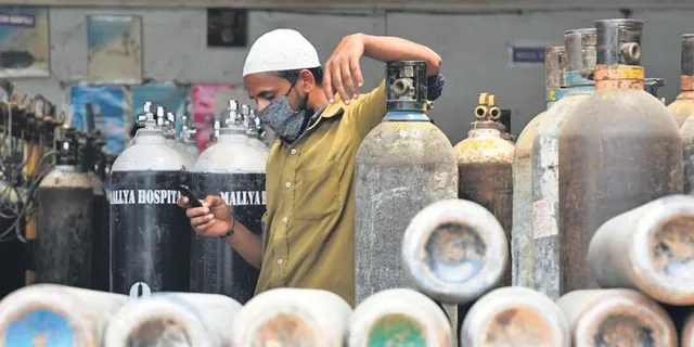 କେନ୍ଦୁଝରରେ କୋଭିଡ ହସ୍ପିଟାଲରେ ସ୍ଥାପନ ହେଲା ନିଜସ୍ୱ ଅକ୍ସିଜେନ୍ ପ୍ଲାଂଟ । ରାଜ୍ୟରେ ସରକାରୀ ହସ୍ପିଟାଲରେ ପ୍ରଥମ