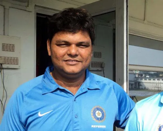 ବାପାଙ୍କ ପରେ ପରେ ଚାଲିଗଲେ ପୁଅ । ସ୍ଥପତି ରଘୁନାଥ ମହାପାତ୍ରଙ୍କ ପୁଅ ତଥା ପୂବର୍ତନ ରଣଜୀ ଖେଳାଳି ପ୍ରଶାନ୍ତ ମହାପାତ୍ରଙ୍କ ପରଲୋକ ।