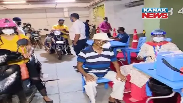 ଭୁବନେଶ୍ୱରର ୩ଟି ସ୍ଥାନରେ ଡ୍ରାଇଭ୍ ଇନ୍ ଟିକା ଅଭିଯାନ : ପ୍ରତିଦିନ ୩୦୦ ଲୋକଙ୍କୁ ଟିକା ଦିଆଯିବାକୁ ବ୍ୟବସ୍ଥା 