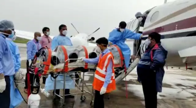 ଭୁବନେଶ୍ୱରରୁ ପୁଣି ଜଣେ କରୋନା ଆକ୍ରାନ୍ତଙ୍କର ହେଲା ଏୟାରଲିପ୍ଟିଂ । ଫୁସଫୁସ ସଂକ୍ରମିତ ହେବା ପରେ କୋଲକାତା ସ୍ଥାନାନ୍ତର ।