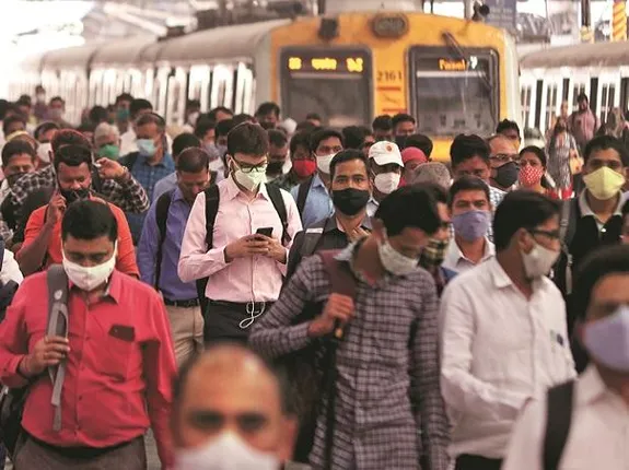 ମୁମ୍ବାଇର ୮୦% ଜନସଂଖ୍ୟା କରୋନା ସଂକ୍ରମିତ, ତୃତୀୟ ଲହର ବେଶୀଦିନ ତିଷ୍ଠିବନି । 