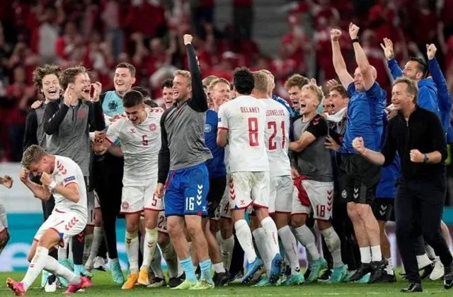 ଲଣ୍ଡନ ପାଇଁ ବିପଦ ଆଣିଲାଣି ୟୁରୋ କପ୍ । କୋଭିଡ୍ ନିୟମ ନ ମାନି ଷ୍ଟାଡିଅମରେ ଦର୍ଶକଙ୍କ ଭିଡ ବଢିବା ନେଇ ଚିନ୍ତା ।