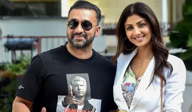 ଅଶ୍ଳୀଳ ଭିଡିଓ ପ୍ରସ୍ତୁତ ନେଇ ବଢିବାରେ ଲାଗିଛି ରାଜ କୁନ୍ଦ୍ରାଙ୍କ ସମସ୍ୟା । ପ୍ରମାଣ ସଂଗ୍ରହ କରିବାରେ ଲାଗିଛି କ୍ରାଇମବ୍ରାଞ୍ଚ, ପତ୍ନୀ ଶିଳ୍ପାକୁ କଲା ଜେରା