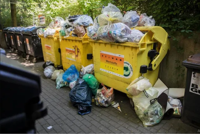 ଇଂଲଣ୍ଡ କମ୍ପାନୀ 'ବିଫା' ଉପରେ ଲାଗିଲା ୧୫ କୋଟିର ଜରିମାନା । ଭାରତରୁ ବେଆଇନ୍ ଭାବେ ରପ୍ତାନି କରୁଥିଲା ଗୃହ ଆବର୍ଜନା ।