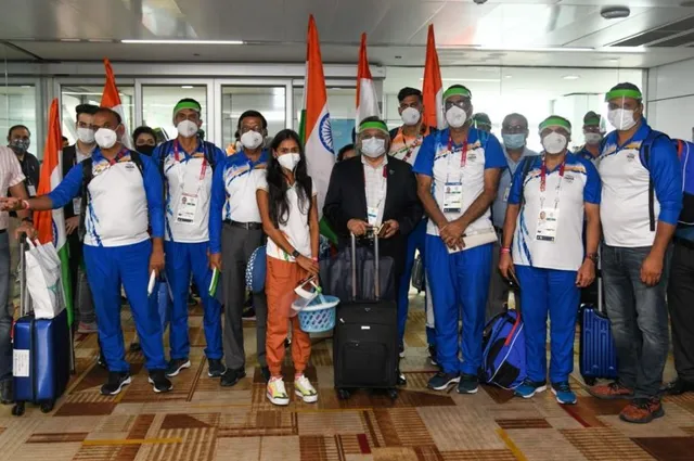 ଦିଲ୍ଲୀରେ ପହଞ୍ଚିଲେ ଅଲିମ୍ପିକ୍ସ ଖେଳାଳୀ । ସନ୍ଧ୍ୟା ୬ଟା ୩୦ରେ ପଦକ ବିଜେତାଙ୍କ ସମ୍ମାନ ସମାରୋହ ।