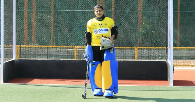 ଭାରତୀୟ ମହିଳା ହକି ଦଳର ନୂଆ ୱାଲ । ଅଷ୍ଟ୍ରେଲିଆର ୭ଟି ପେନାଲ୍ଟି କର୍ଣ୍ଣରକୁ ଅଟକାଇ କମାଲ କଲେ ପୁନିଆ, ପ୍ରଥମଥର ସେମିଫାଇନାଲ ଟିକେଟ ହାତେଇ ଇତିହାସ ରଚିଲା ଟିମ୍ ଇଣ୍ଡିଆ ।