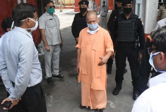 ଚିନ୍ତା ବଢାଇଲା ଛୋଟ ପିଲାଙ୍କ ମୃତ୍ୟୁ । ଉତରପ୍ରଦେଶ ଫିରୋଜାବାଦରେ ଅଜଣା ଜ୍ୱରରେ ମୃତ୍ୟୁ ସଂଖ୍ୟା ୬୮ରେ ପହଁଚିଲା । ମୃତକଙ୍କ ମଧ୍ୟରେ ୪୬ଟି ଛୋଟ ପିଲା