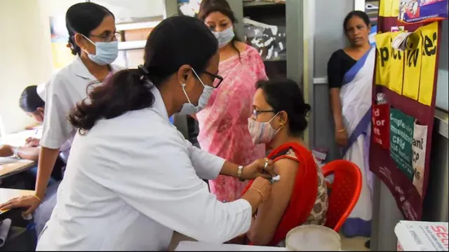 ଏଥର ରବିବାରରେ ବି ଟିକା : ଜାଣନ୍ତୁ କେଉଁ କେଉଁ ଟିକାକେନ୍ଦ୍ରରେ ଟିକା ଦିଆଯିବ ?