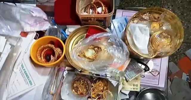 ଓଏସ୍‌ଏସସି ସଦସ୍ୟଙ୍କ ପିଏସ୍ ବିରଞ୍ଚି ସାହୁଙ୍କ ପତ୍ନୀଙ୍କୁ ହାଇକୋର୍ଟରୁ ଆଗୁଆ ଜାମିନ : ପତ୍ନୀଙ୍କ ନାଁରେ ଠାବ ହୋଇଥିଲା ବିପୁଳ ପରିମାଣର ସମ୍ପତ୍ତି