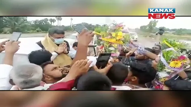 କେନ୍ଦ୍ରମନ୍ତ୍ରୀ ଧର୍ମେନ୍ଦ୍ରଙ୍କ ଢେଙ୍କାନାଳ ଗସ୍ତ : ଲୋକଙ୍କ ଦାବି ଶୁଣିଲେ ଓ ସମସ୍ୟା ପଚାରି ବୁଝିଲେ