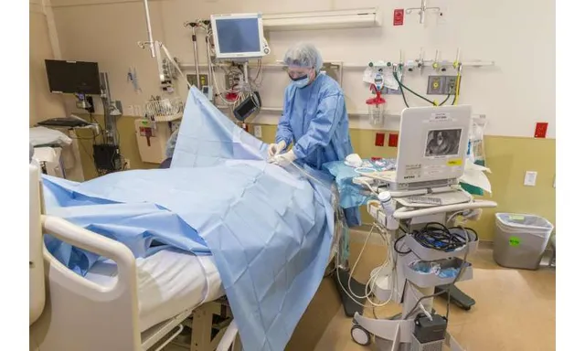 ଚିନ୍ତା ବଢାଇଦେଲା ମେଡିକାଲ ବିଲ୍ । ହସ୍ପିଟାଲରୁ ଡିସଚାର୍ଜ ହେବା ପରେ କରୋନା ରୋଗୀଙ୍କ ବିଲ ଆସିଲା ୧.୮ କୋଟି ଟଙ୍କା