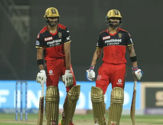 ପ୍ରଥମ ଇଂନିସରେ ଆରସିବିର ସ୍କୋର ୧୫୬ । ୭୦ ରନର ଦମଦାର ଇଂନିସ ଖେଳିଲେ ଦେବଦତ୍ତ ପାଡିକଲ ।