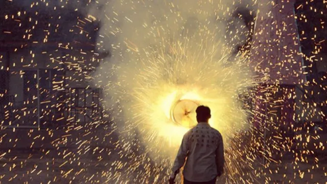 ଅକ୍ଟୋବର ଗାଇଡଲାଇନରେ ବାଣ ଉପରେ ରୋକ୍ । ବିକ୍ରି ଓ ଫୁଟାଇବା ଉପରେ ଲାଗିଲା କଟକଣା ।