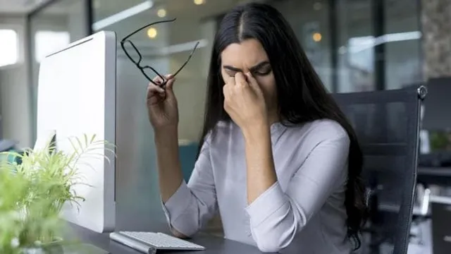 ନିତିଦିନର ମୁଣ୍ଡବ୍ୟଥା ଆଣିପାରେ ଅନେକ ସମସ୍ୟା ! ଏହା ପଛରେ ଥାଇପାରେ ୩ ଟି ମୁଖ୍ୟ କାରଣ