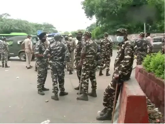 କୃଷି ଆଇନ ବିରୋଧରେ ଅକାଳି ଦଳର ବଡ ପ୍ରଦର୍ଶନ ପ୍ରସ୍ତୁତି ।  ଦିଲ୍ଲୀ ସୀମା ସିଲ