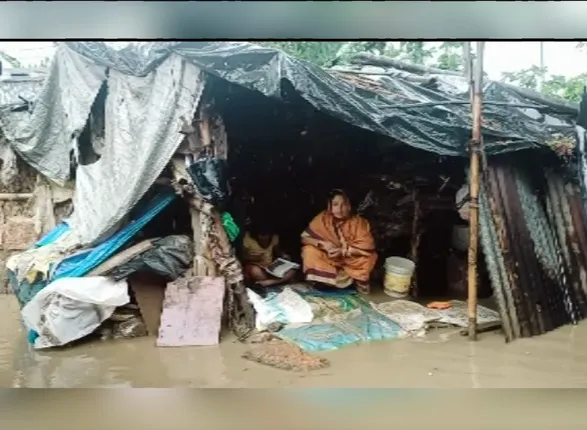 ଲଗାଣ ବର୍ଷାରେ ବେହାଲ ପିପିଲି ଏନଏସି । କାଲିଠୁ ଘରେ ଚୁଲି ଜଳିନି, ଭୋକ ଉପାସରେ କୁନି କୁନି ପିଲା