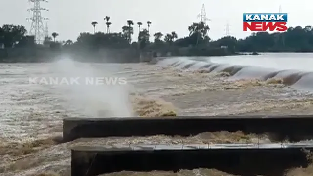 ବିପଦ ସଂକେତରେ ରାଜ୍ୟର ନଦୀ । କେଉଁ କେଉଁ ନଦୀରେ କେତେ ରହିଛି ବିପଦ ସଂକେତ?