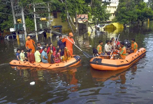 କେରଳରେ ତାଣ୍ଡବ ରଚିଛି ଭାରି ବର୍ଷା । ୯ ମୃତ, ୧୨ରୁ ଅଧିକ ଲୋକ ନିକୋଜ