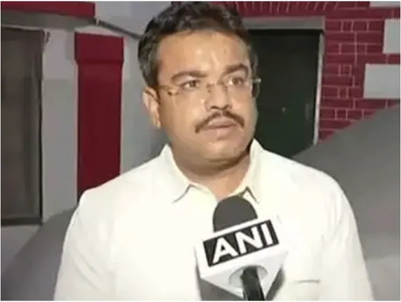 ଲଖିମପୁର ହିଂସାକାଣ୍ଡ ମାମଲା : କ୍ରାଇମବାଂଚ କାର୍ଯ୍ୟାଳୟରେ ତିନି ଘଂଟା ହେବ ଆଶିଷ ମିଶ୍ରାଙ୍କୁ ଚାଲିଛି ଜେରା