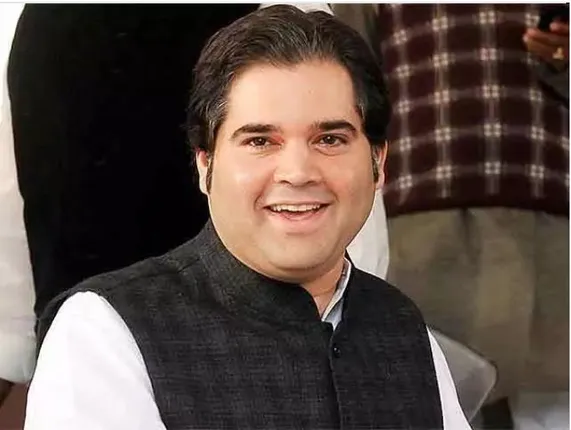 ଗାନ୍ଧୀ ବନାମ ଗଡସେକୁ ନେଇ ବିଜେପିରେ ବିବାଦ, ବରୁଣଗାନ୍ଧୀ ଏମିତି ରଖିଲେ ପ୍ରତିକ୍ରିୟା