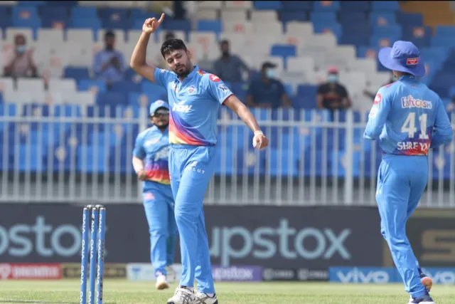 ଅଭେସଙ୍କ ଘାତକ ବୋଲିଂ, ମାଟି କାମୁଡ଼ିଲା ମୁମ୍ବାଇ । ଦିଲ୍ଲୀ ଆଗରେ ୧୩୦ ରନର ବିଜୟଲକ୍ଷ୍ୟ । 