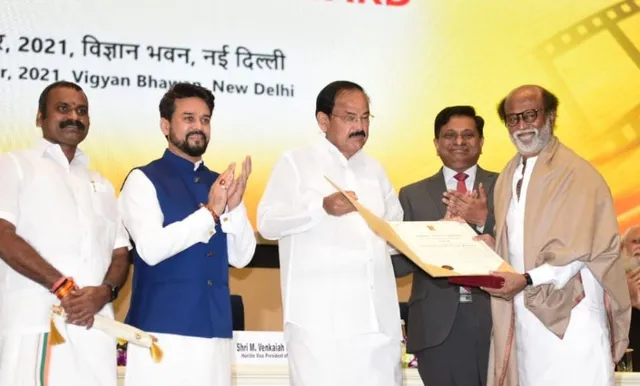 ୬୭ତମ ଜାତୀୟ ଚଳଚ୍ଚିତ୍ର ସମ୍ମାନ ବିତରଣ ଉତ୍ସବ । ଶ୍ରେଷ୍ଠ ଅଭିନେତ୍ରୀ ସମ୍ମାନ ହାତେଇଲେ କଙ୍ଗନା ରଣାୱତ । ରଜନୀକାନ୍ତଙ୍କୁ ମିଳିଲା ଦାଦା ସାହେବ ଫାଲକେ ଆୱାର୍ଡ ।