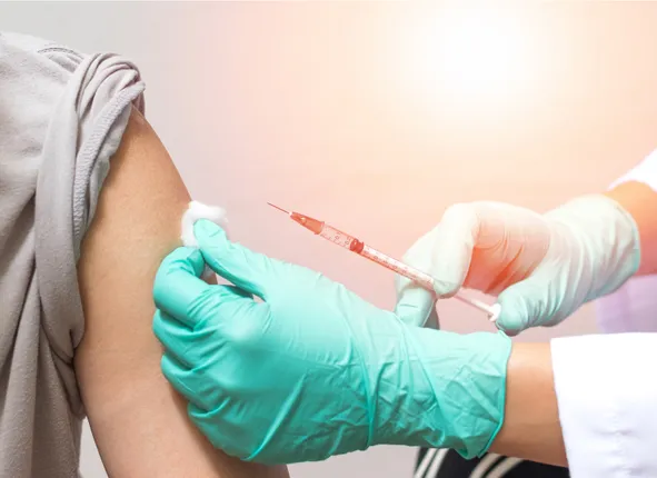 ଦେଶରେ କମୁଛି ଦୈନିକ ଟିକାକରଣ ସଂଖ୍ୟା