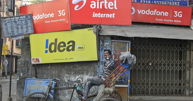 ମହଙ୍ଗା ହେଉଛି ମୋବାଇଲ ସେବା : ଏୟାରଟେଲ ପରେ ଦର ବଢାଇଲେ ଭୋଡ଼ାଫୋନ-ଆଇଡିଆ