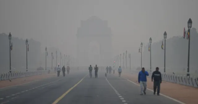 ଦିଲ୍ଲୀରେ ତଥାପି କମୁନି ବାୟୁ ପ୍ରଦୂଷଣ : ଆଜି ବି ୩୦୦ ଉପରେ ଏୟାର କ୍ୱାଲିଟି ଇଣ୍ଡେକ୍ସ