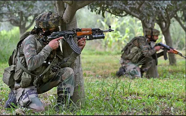 ସେନାକୁ ବଡ ସଫଳତା । କୁଳଗ୍ରାମ ନିକଟରେ ଟିଆରଏଫ କମାଣ୍ଡର ସମେତ ୫ ଆତଙ୍କୀ ମୃତ, ଅପରେଶନ ଜାରି